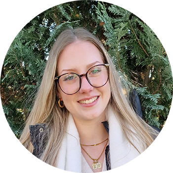 Klea, angehende Heilerziehungspflegerin Klea, angehende Heilerziehungspflegerin